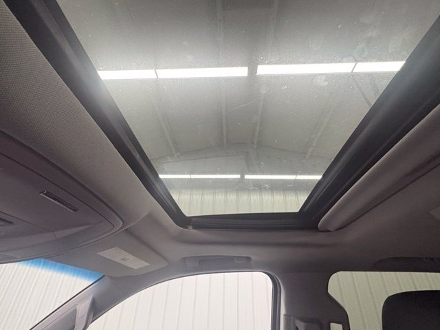 Used 2016 Black GMC SLT image 48