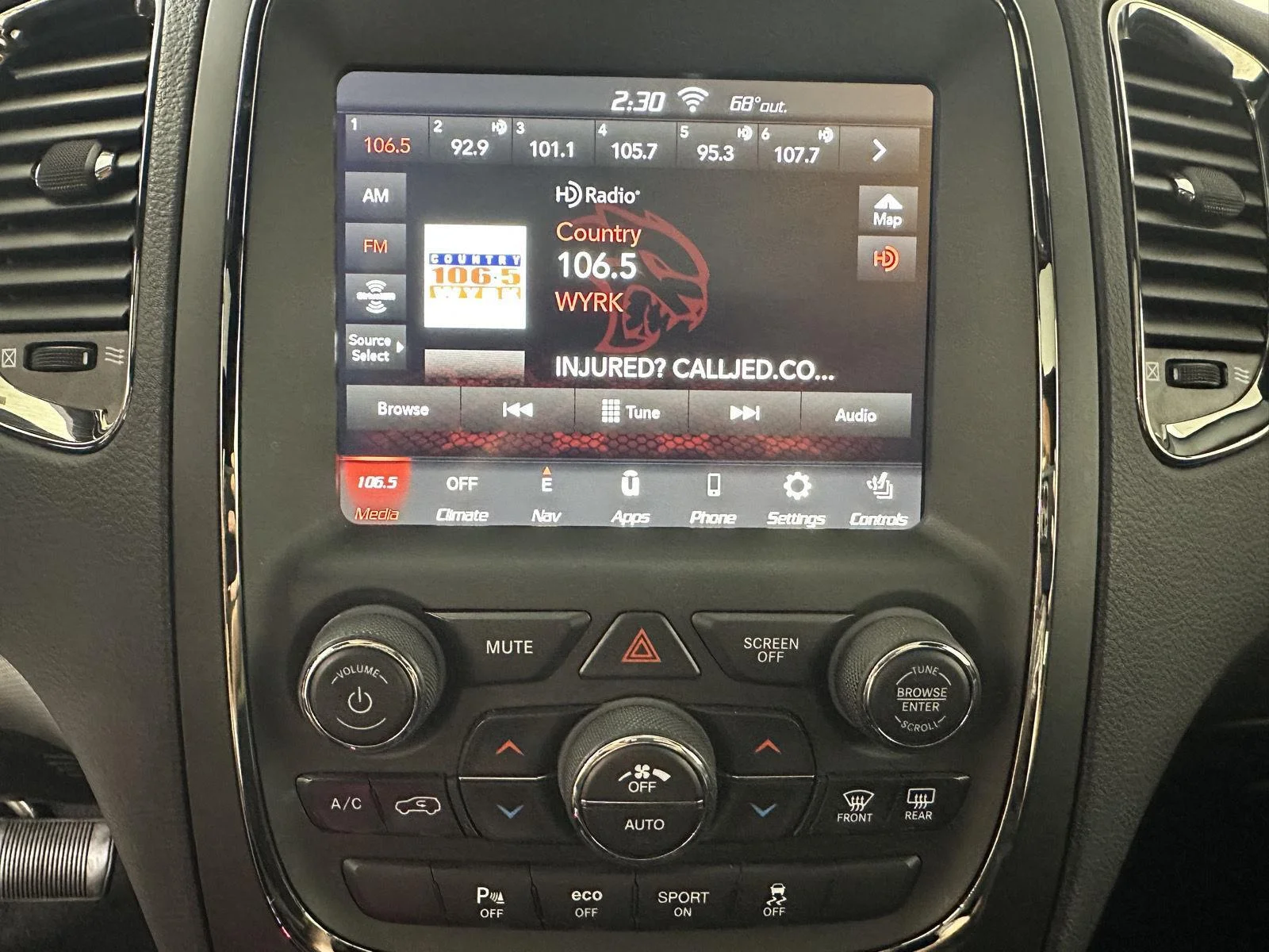 Used 2020 Granite Crystal Metallic Dodge R/T image 28