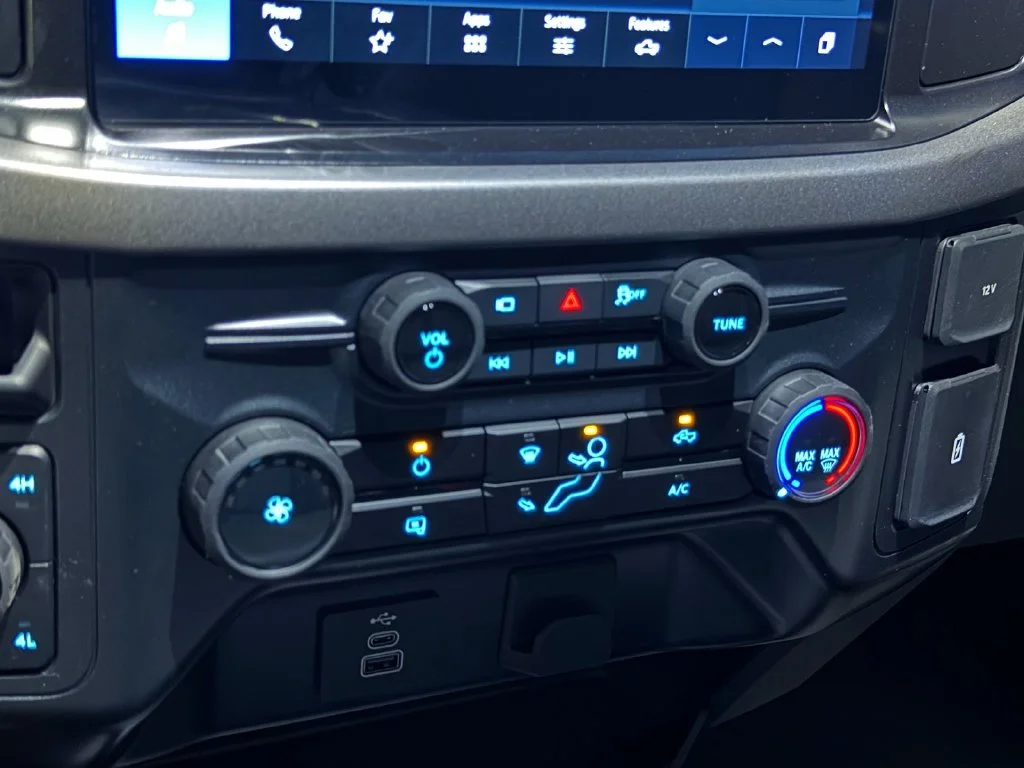 New 2026 Carbonized Gray Metallic Ford XL image 13