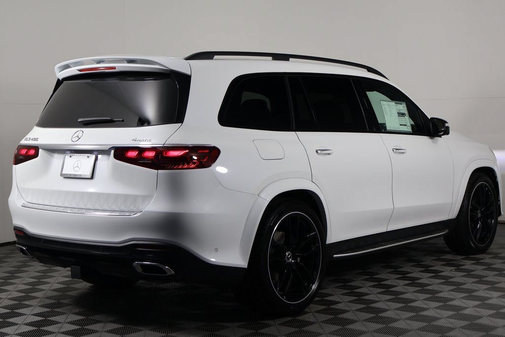 New 2026 MANUFAKTUR Moonlight White Metallic Mercedes-Benz GLS 450 image 13