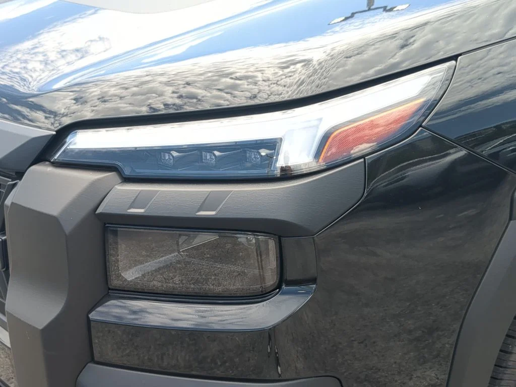 New 2026 CRYSTAL BLACK SILICA Subaru Wilderness image 7