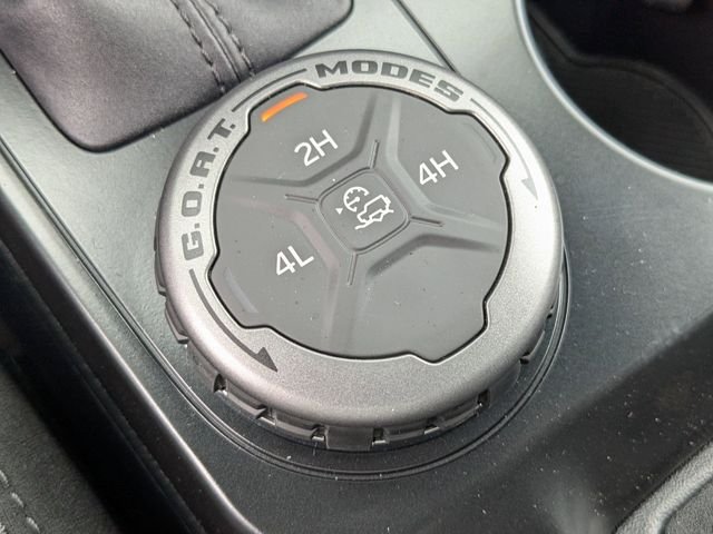 2025 Ford Bronco 4-Door Base - Photo 25