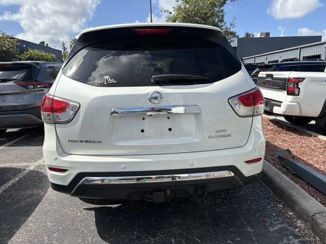 Used 2015 White Nissan Platinum image 3
