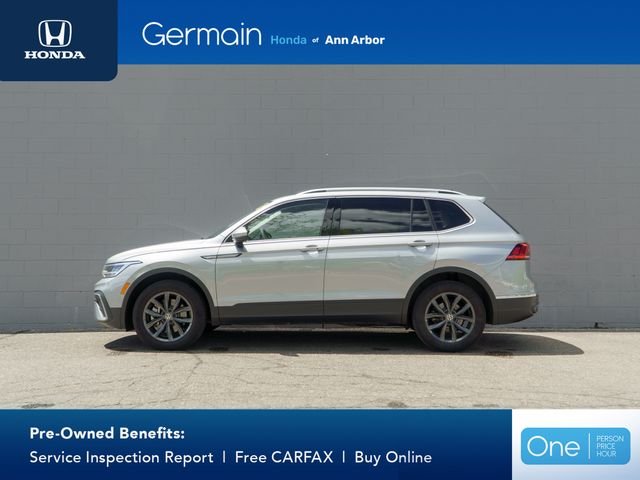 Used 2023 Silver Metallic Volkswagen 2.0T SE image 2