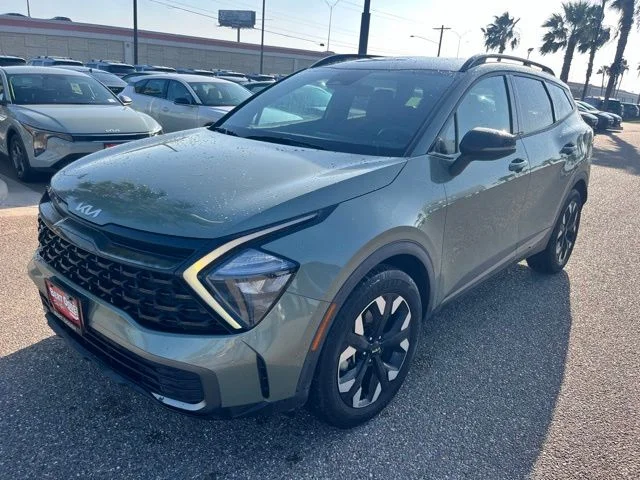 Used 2023 Green Kia X-Line image 3