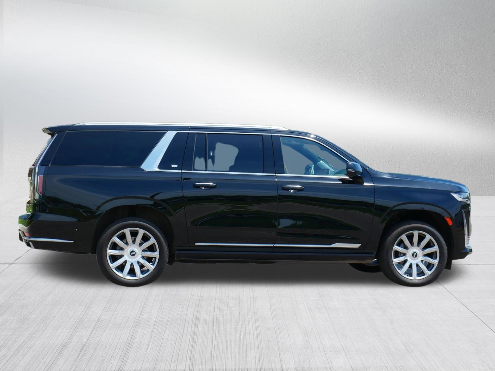 Certified Used 2024 Black Raven Cadillac Premium Luxury Platinum image 6
