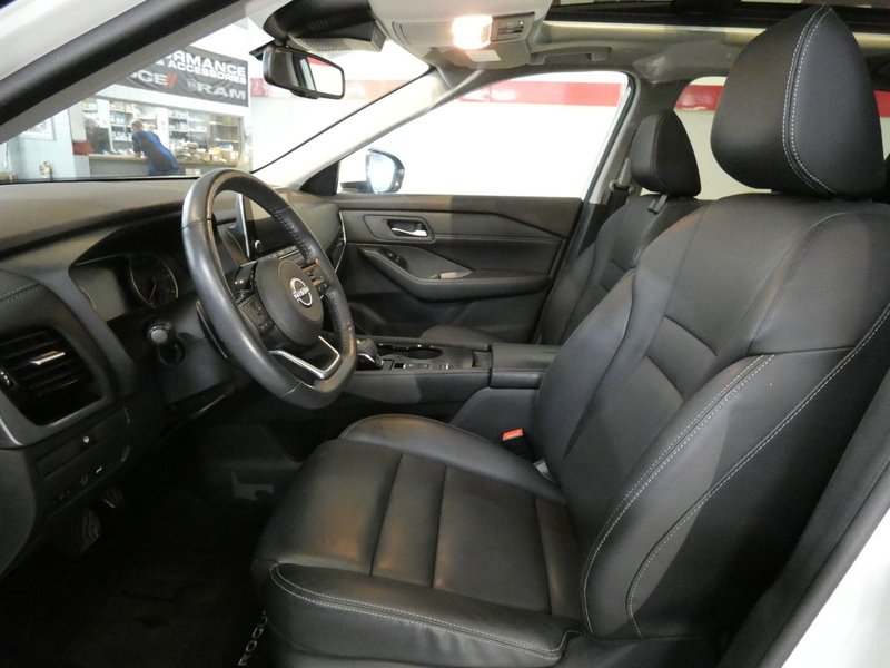 Used 2023 WHITE Nissan FWD SL image 10