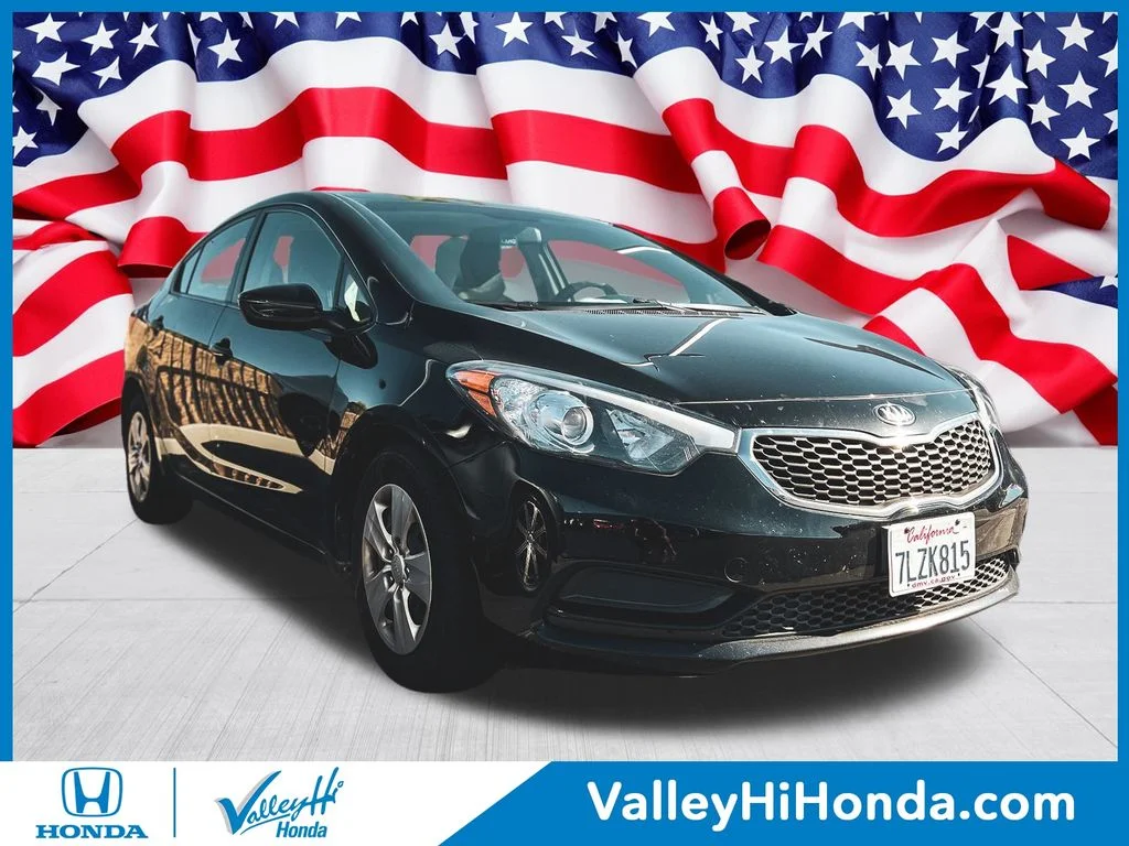 2015 Kia Forte LX AT's photo