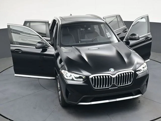 Used 2023 Black BMW xDrive30i image 44