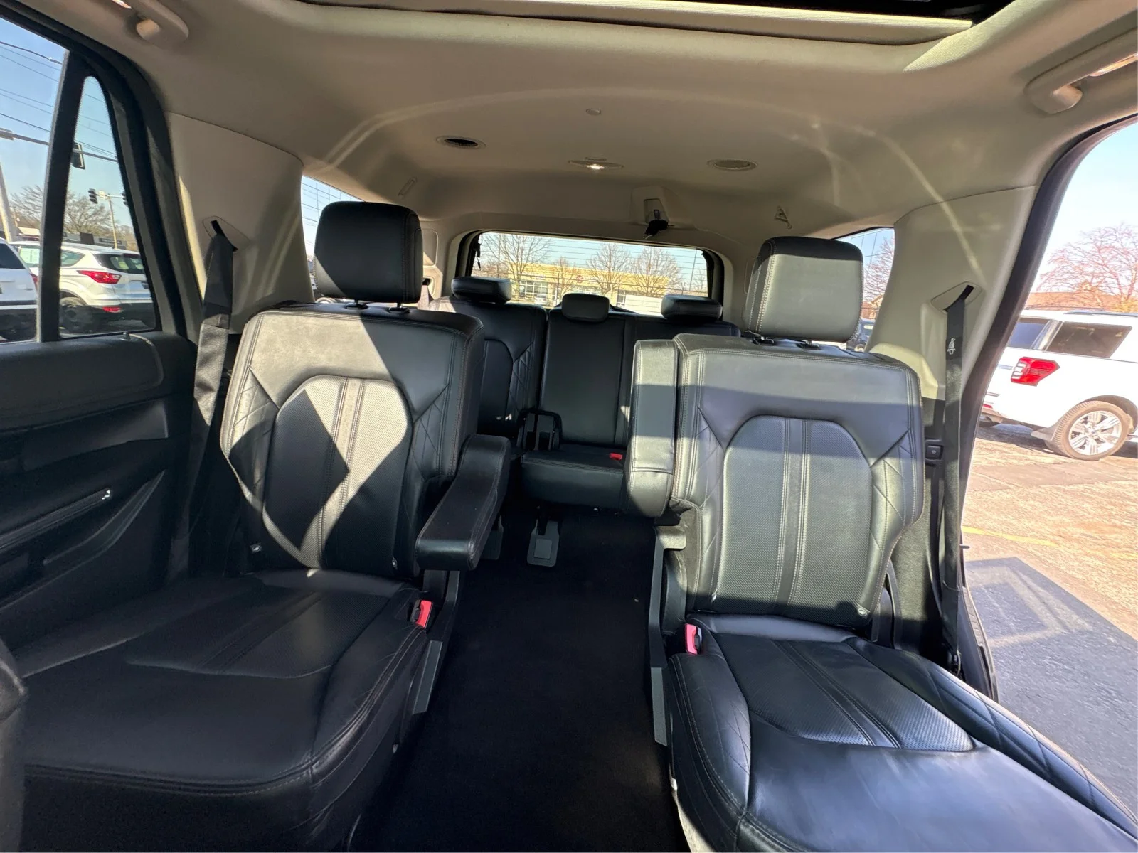 Used 2018 Black Ford Platinum image 14