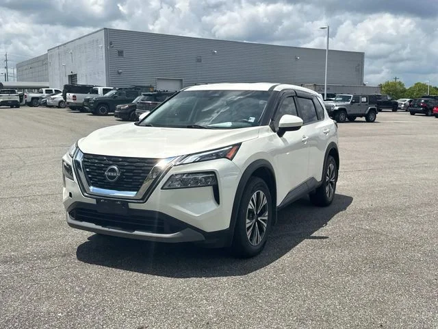 Used 2023 White Nissan SV image 9