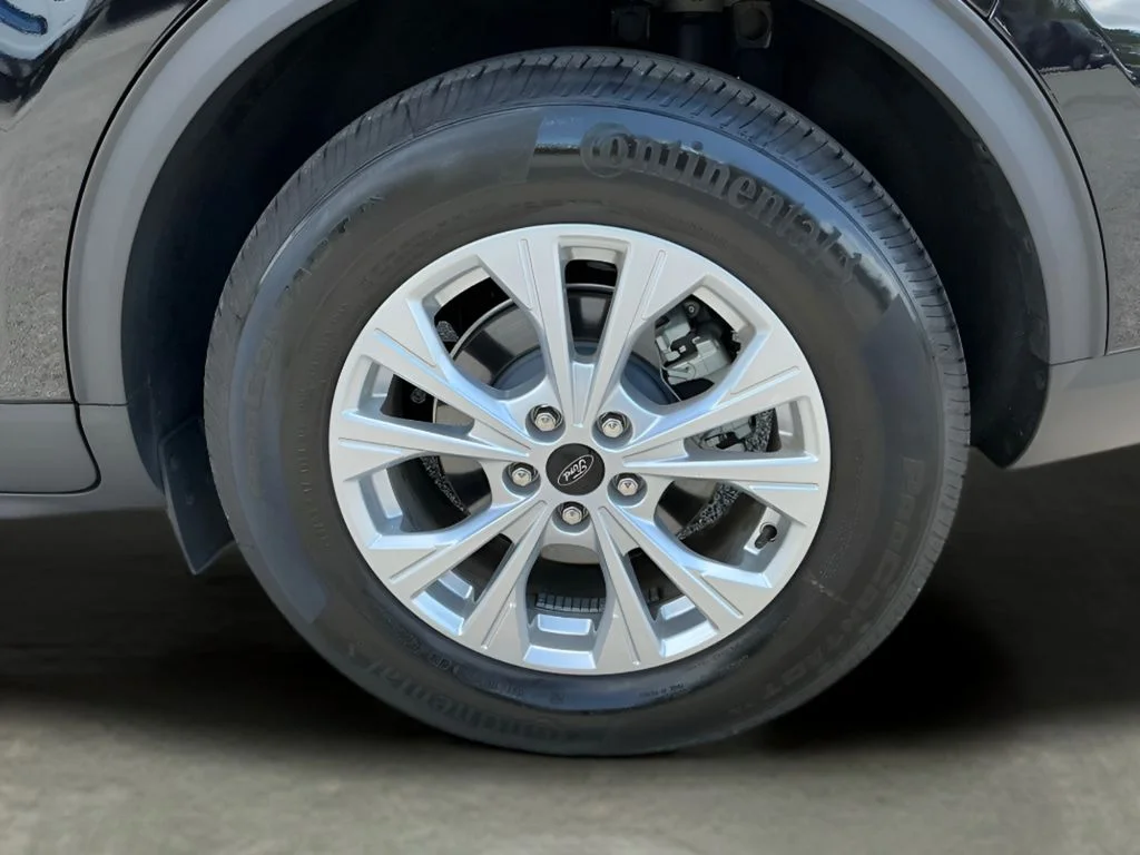 Used 2025 Black Ford Active image 51