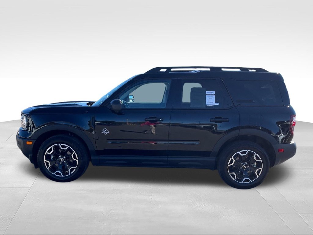Used 2025 Black Ford Outer Banks image 2