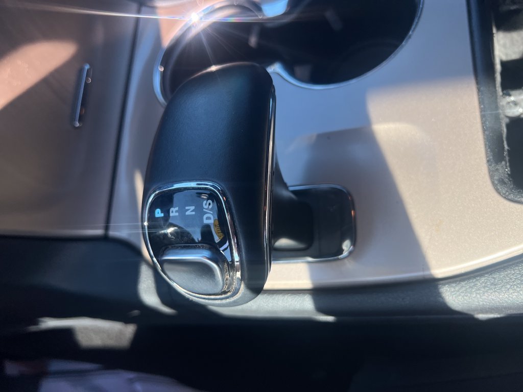 Used 2015 Silver Jeep Laredo image 18