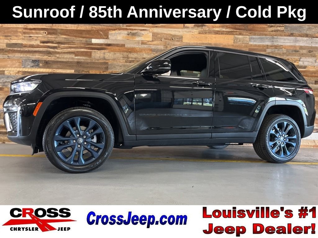 New 2026 Diamond Black Crystal Pearl-Coat Exterior Paint Jeep 85th Anniversary image 1