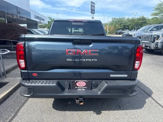 Used 2020 Blue GMC Elevation image 8