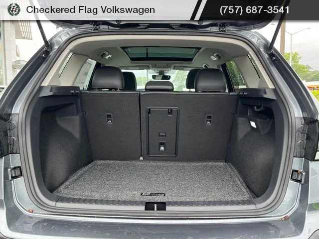 New 2026 Gray Volkswagen 1.5T SEL image 9