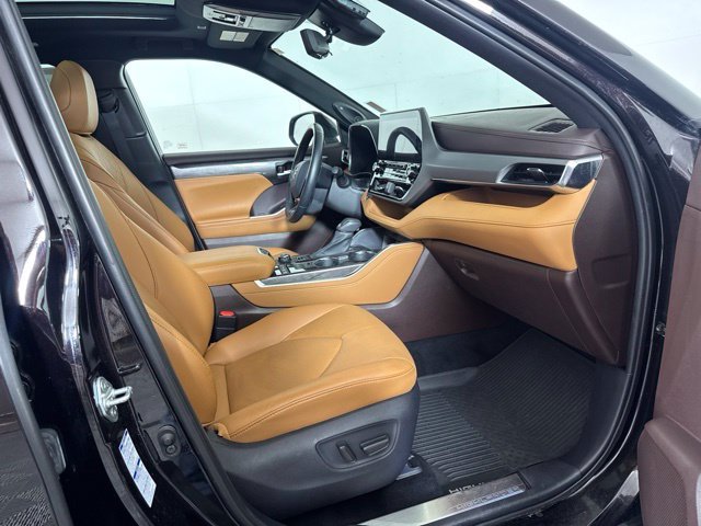 Used 2020 Brown Toyota Platinum image 4