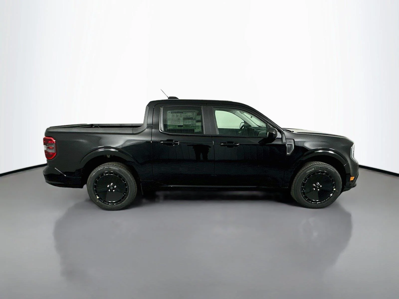 Used 2025 Shadow Black Ford Lobo image 8