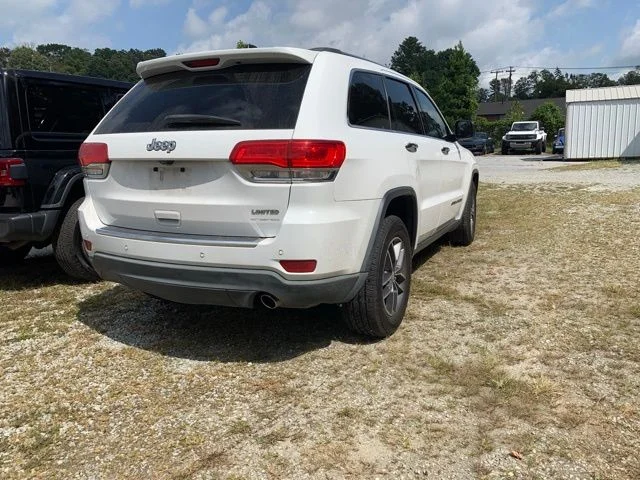 Used 2018 White Jeep Limited image 6