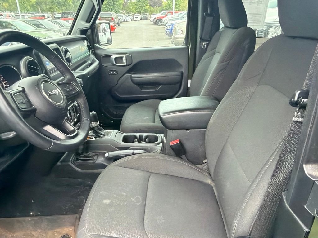 Certified Used 2023 Green Clearcoat Jeep Sport image 8
