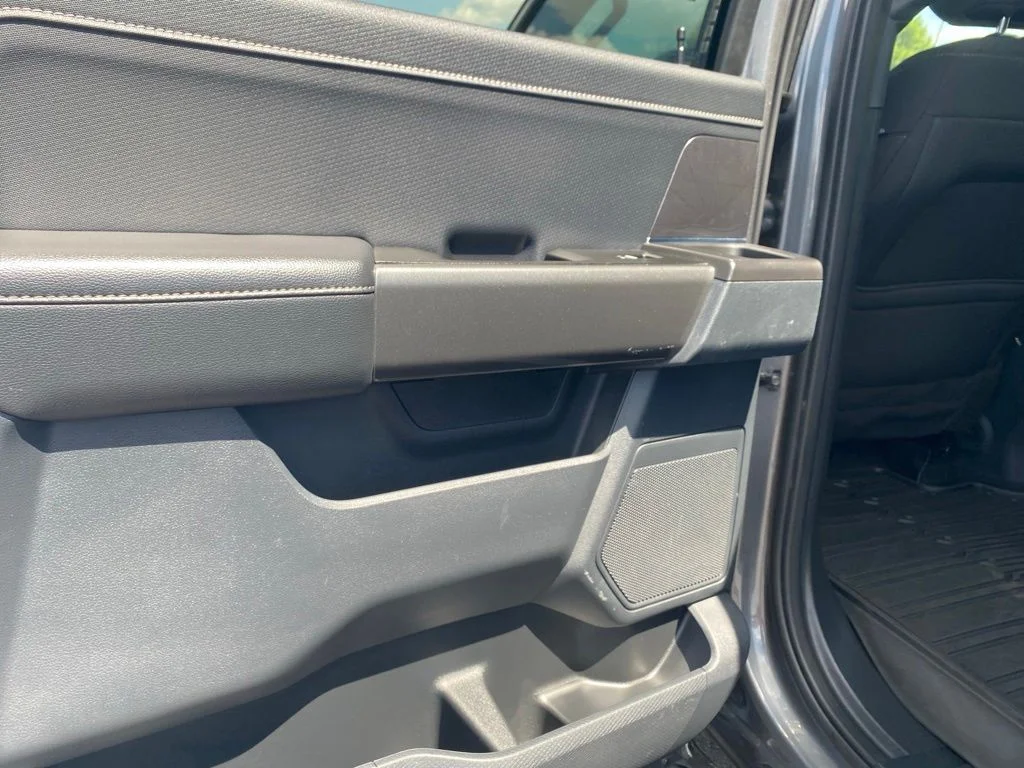 Used 2023 Carbonized Gray Metallic Ford XLT image 33