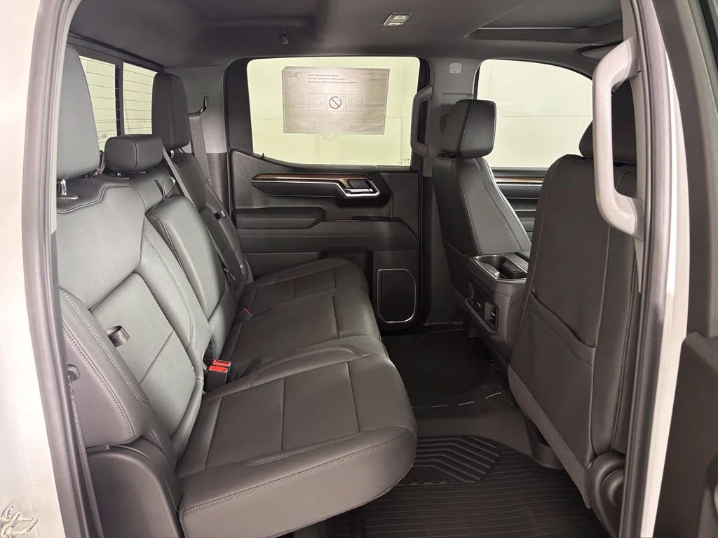 New 2026 Summit White Chevrolet LT Trail Boss image 48