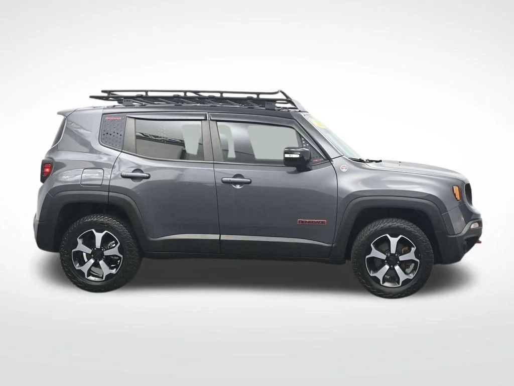 Used 2022 Graphite Gray Jeep Trailhawk image 4
