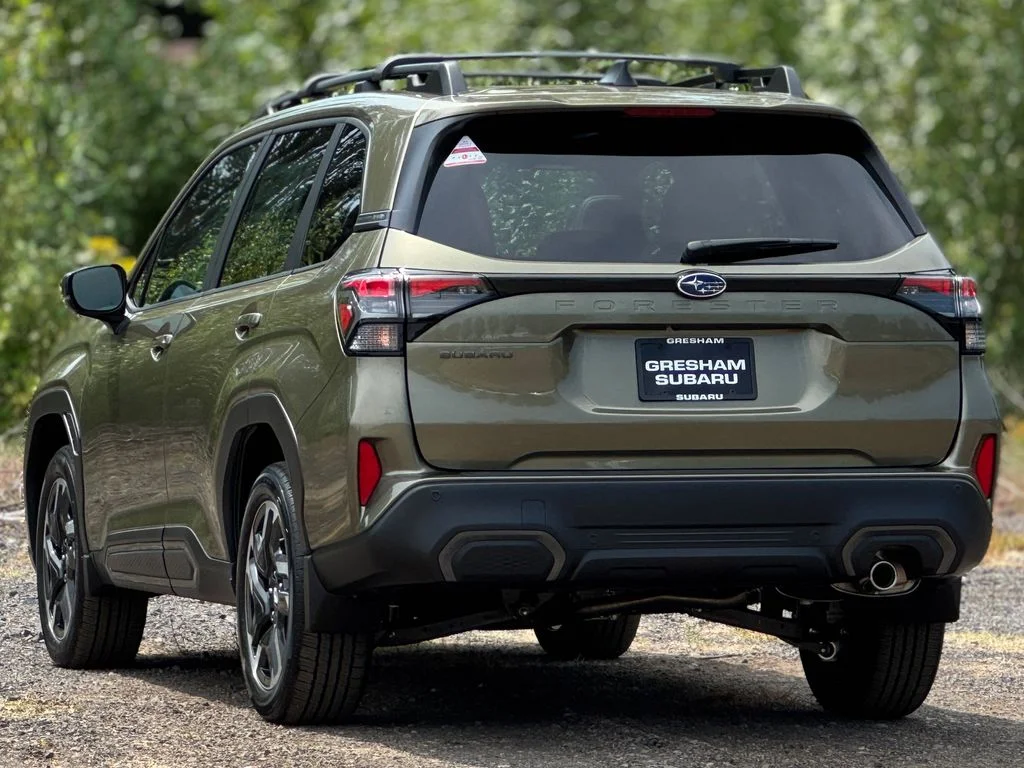 New 2026 AUTUMN GREEN METALLIC Subaru Limited image 57