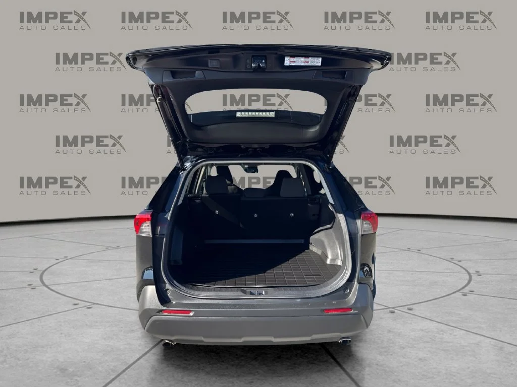 Used 2022 Black Toyota XLE image 26