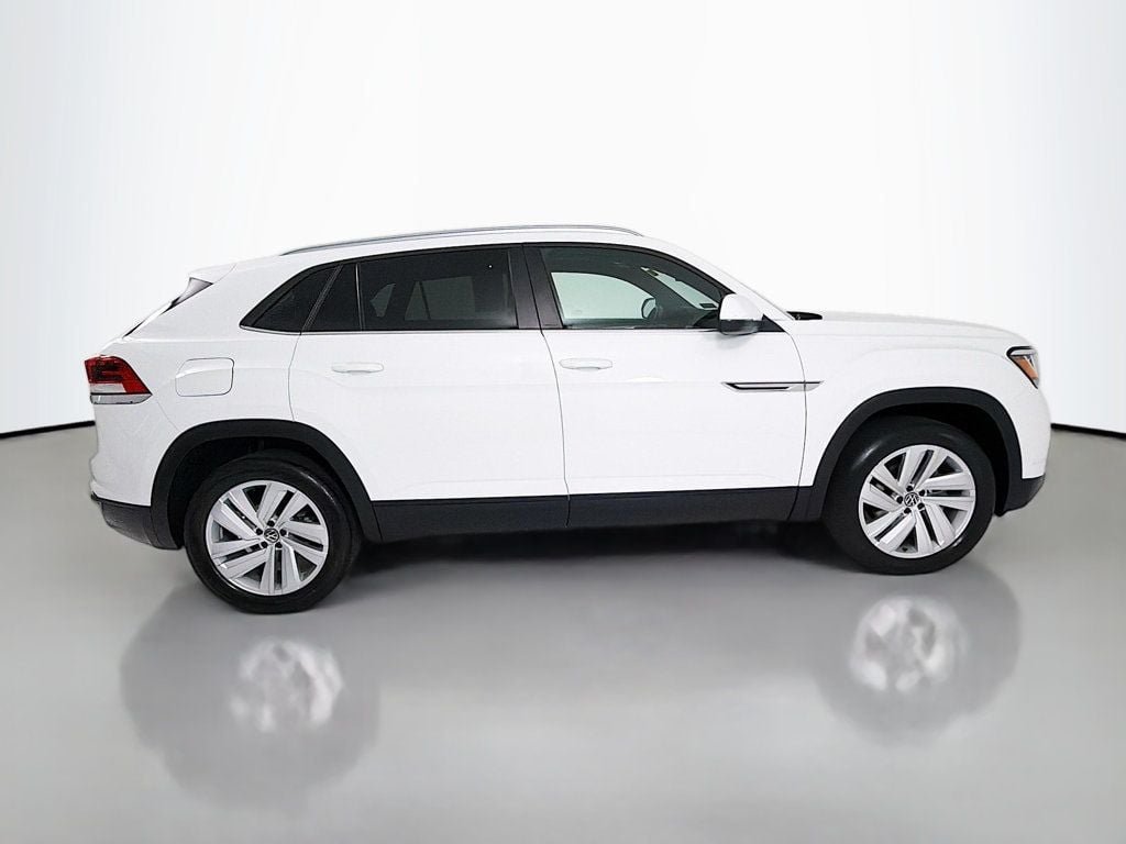 Used 2022 Pure White Volkswagen 3.6L V6 SE w/Technology 4MOTION image 8