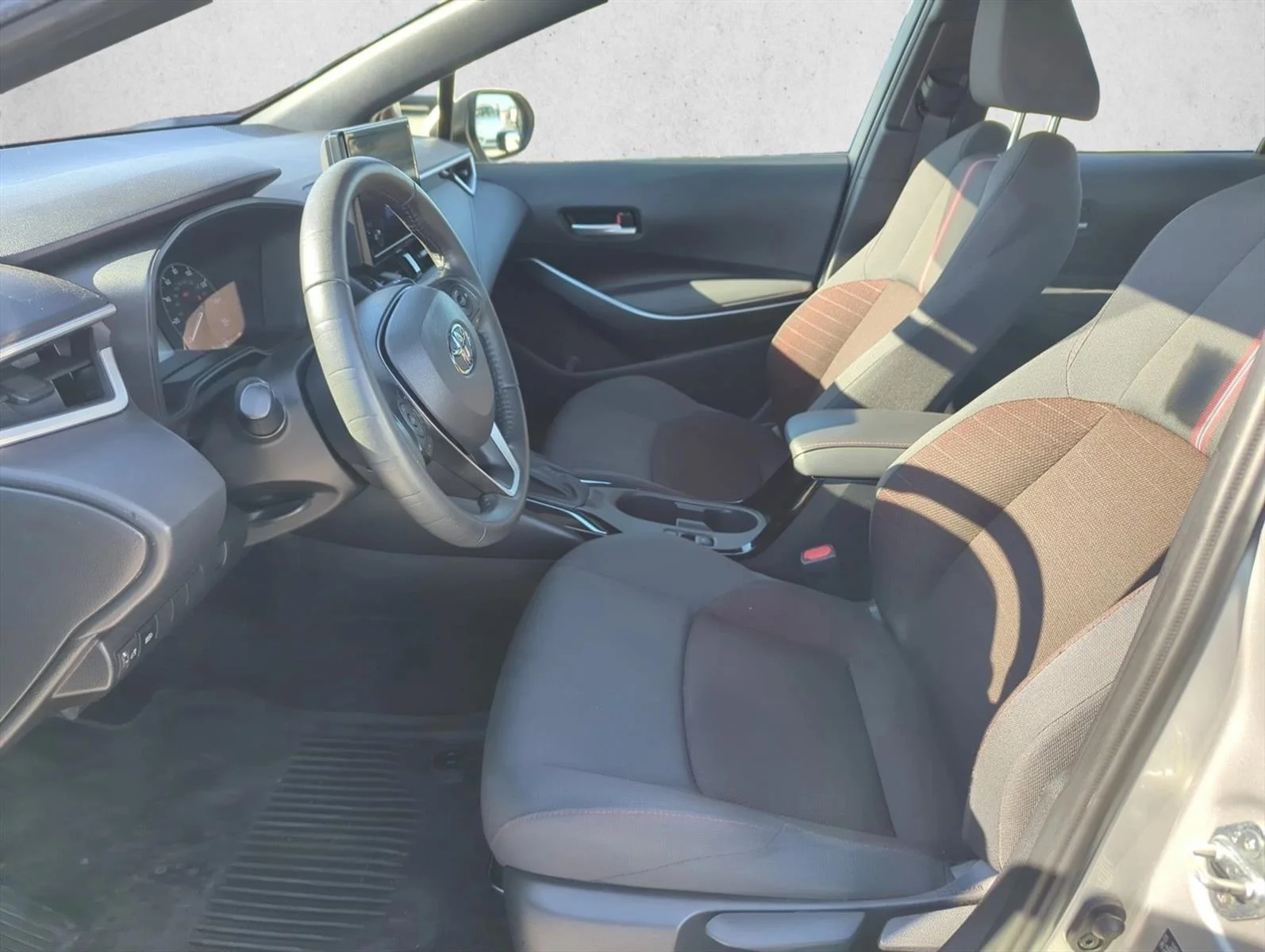 Used 2024 Classic Silver Metallic Toyota SE image 15