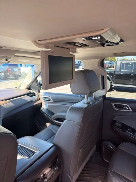 Used 2018 Dark Sapphire Blue Metallic GMC Denali image 3