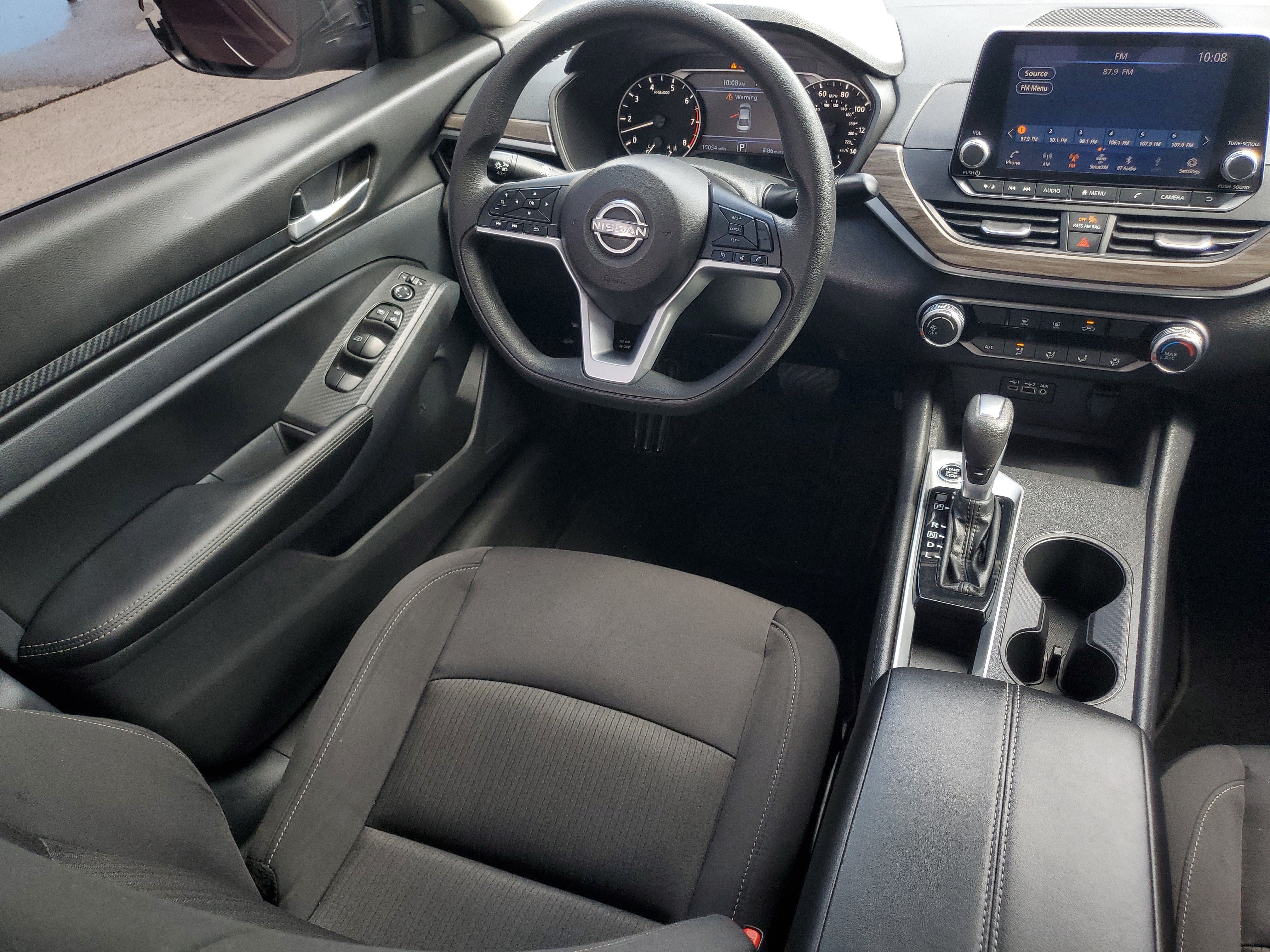 Used 2025 Garnet Pearl Metallic Nissan SV image 13