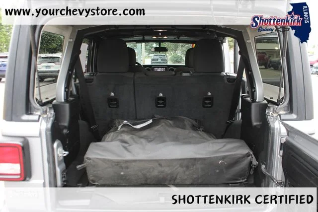 Used 2020 Silver Jeep Unlimited Sport S image 18