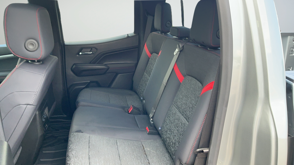 Used 2025 Gray Chevrolet Z71 image 20