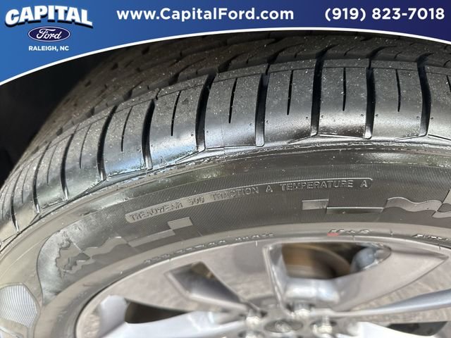 Used 2023 Blue Ford XLT image 14