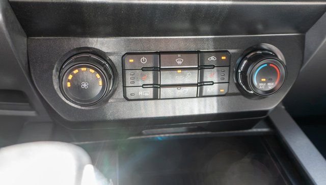 Used 2019 Gray Metallic Ford XLT image 30