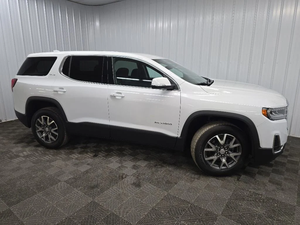 2023 GMC Acadia SLE AWD's photo