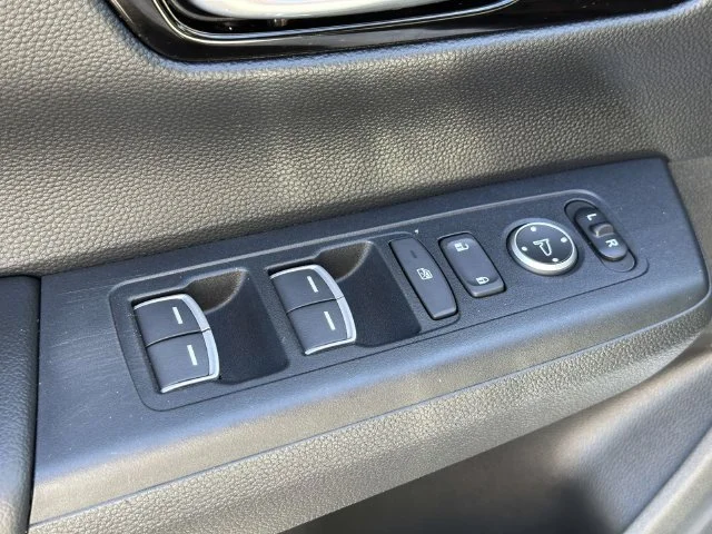 2024 Honda CR-V EX-L - Photo 17