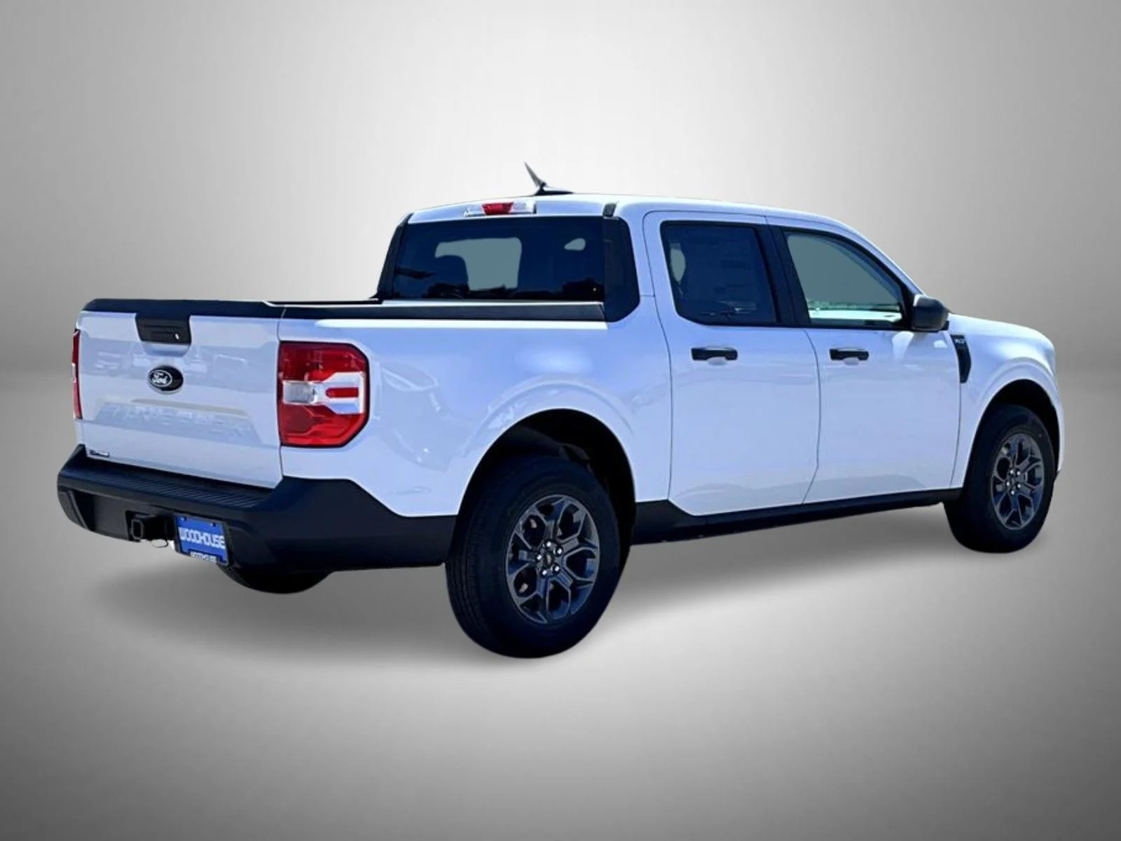 New 2026 White Ford XLT image 5