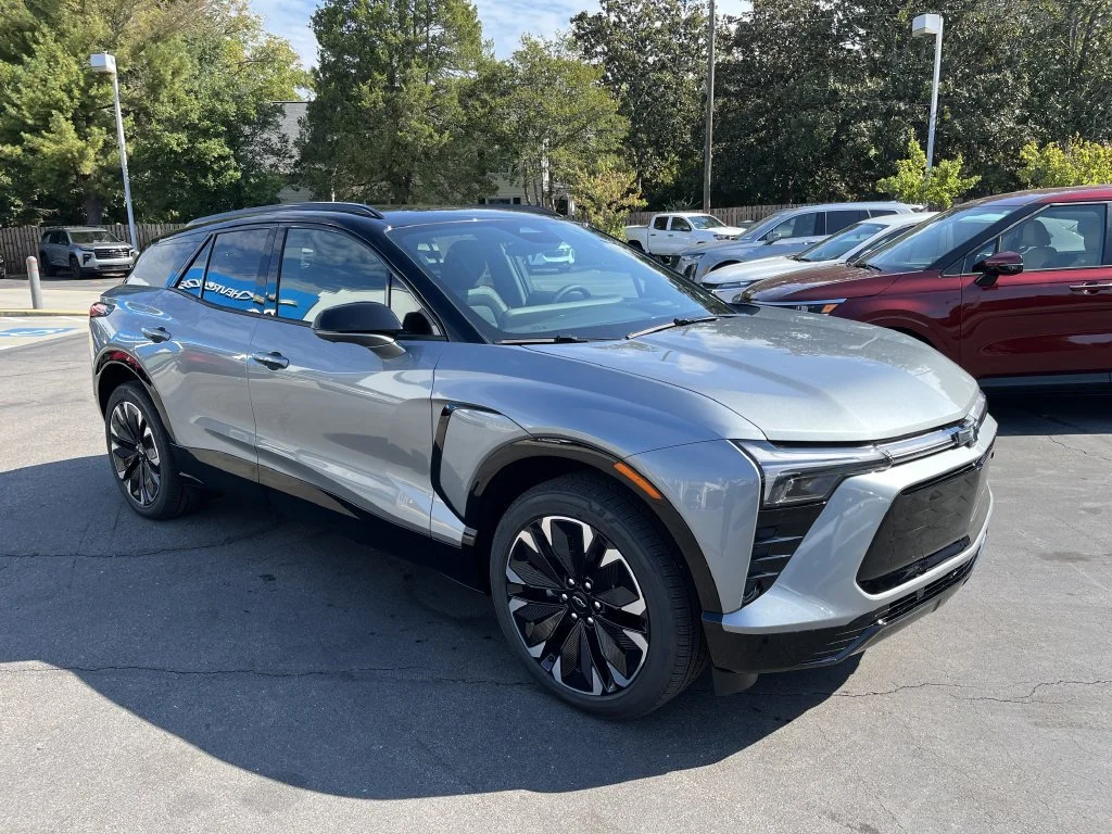 2026 Chevrolet Blazer EV RS - Photo 3