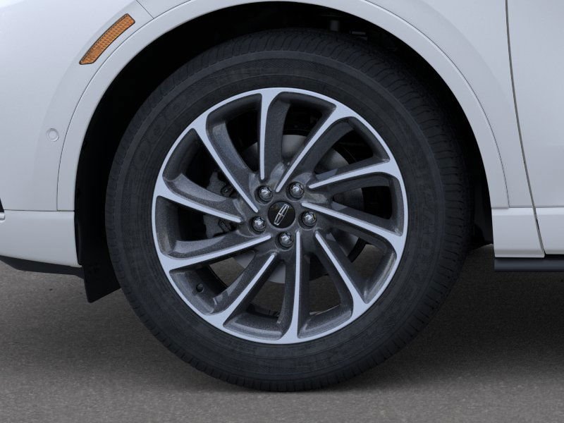 New 2025 Pristine White Lincoln Grand Touring image 47