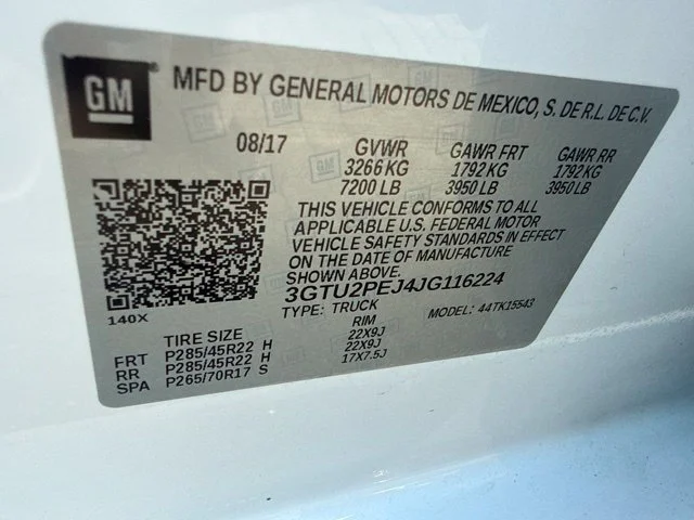 Used 2018 White GMC Denali image 8