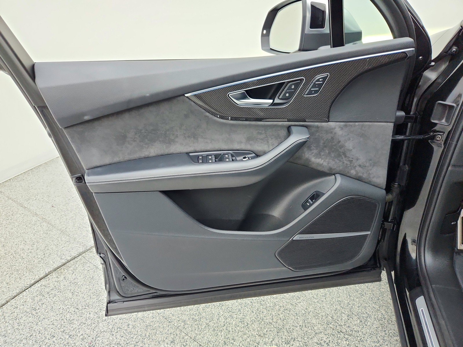 Used 2022 Mythos Black Metallic Audi Premium Plus image 26