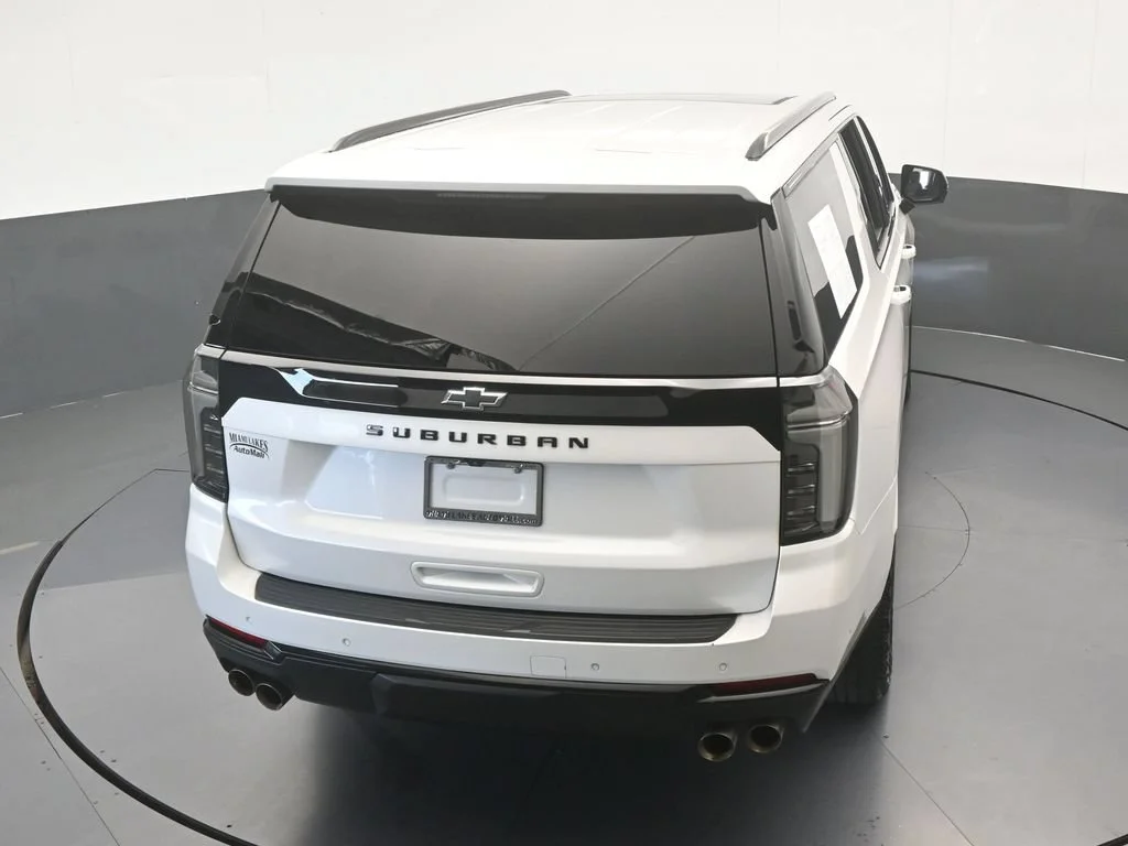 Used 2025 Iridescent Pearl Tricoat Chevrolet Z71 image 60