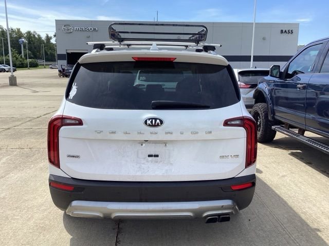 Used 2021 White Pearl Kia EX image 11