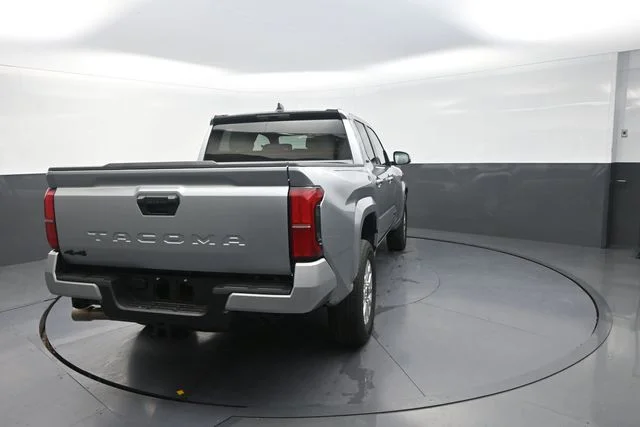 Used 2025 Silver Toyota SR5 image 12