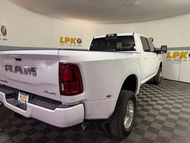 New 2026 Bright White Clear-Coat Exterior Paint RAM LARAMIE image 7