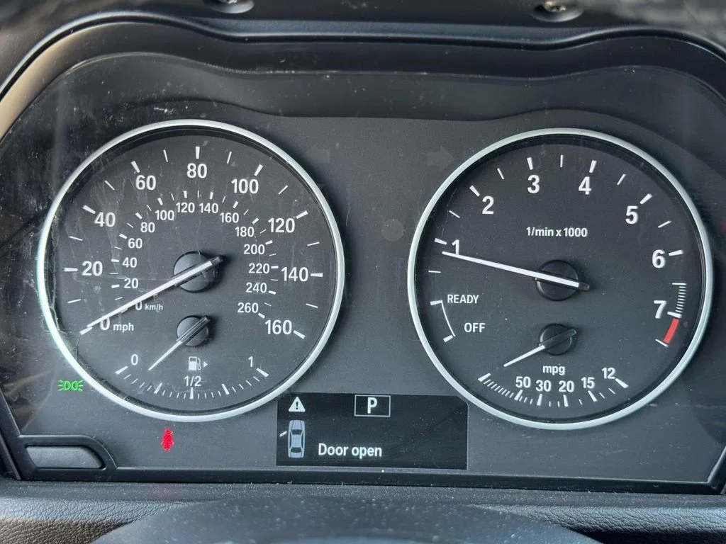 Used 2018 Black BMW sDrive28i image 24